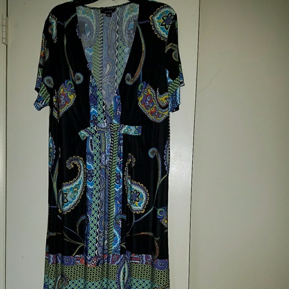 Multi-Color Dress - Picture 4 of 4